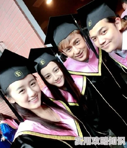 美女被x视频引发热议，网友纷纷讨论其背后的故事与影响，社交媒体上相关话题持续升温